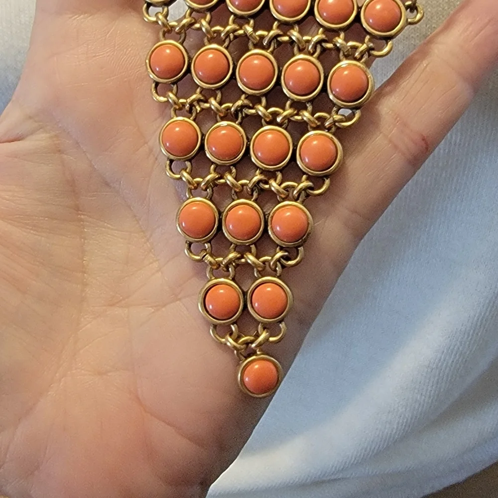 Lucky Brand Statement Necklace Gold Tone With Salmon Colored‎ Stones